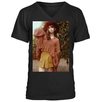 Felicity Jones Men's V-Neck T-Shirt