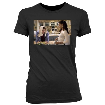 Zoe Saldana Women's Junior Cut Crewneck T-Shirt