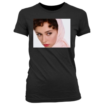 Jennifer Love Hewitt Women's Junior Cut Crewneck T-Shirt