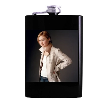 Julia Stiles Hip Flask