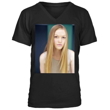 Julia Stiles Men's V-Neck T-Shirt