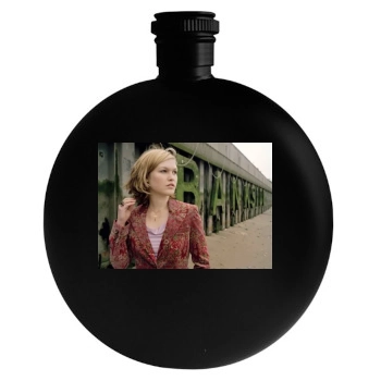 Julia Stiles Round Flask