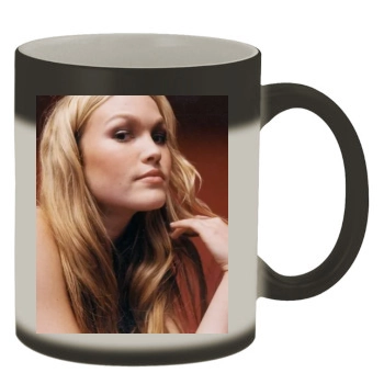 Julia Stiles Color Changing Mug