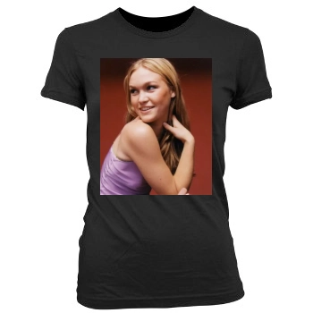 Julia Stiles Women's Junior Cut Crewneck T-Shirt