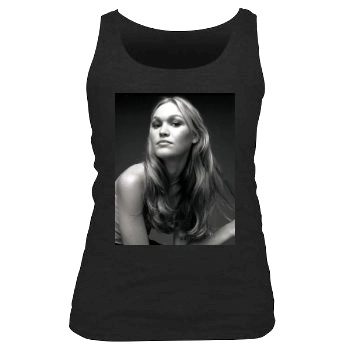 Julia Stiles Women's Tank Top