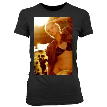 Asia Argento Women's Junior Cut Crewneck T-Shirt