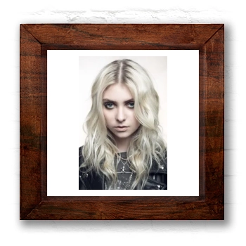 Taylor Momsen 6x6