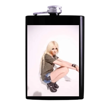 Taylor Momsen Hip Flask