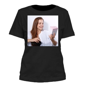 Barbara Palvin Women's Cut T-Shirt