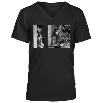 Barbara Palvin Men's V-Neck T-Shirt