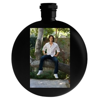 Ben Barnes Round Flask