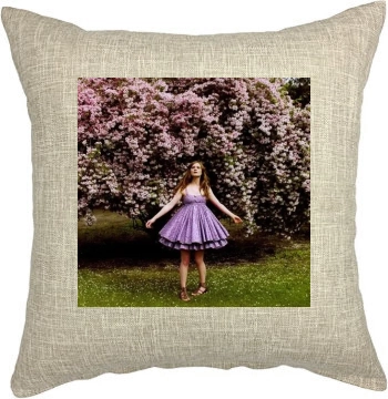 Bonnie Wright Pillow