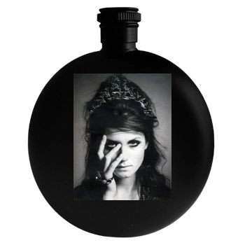 Bonnie Wright Round Flask