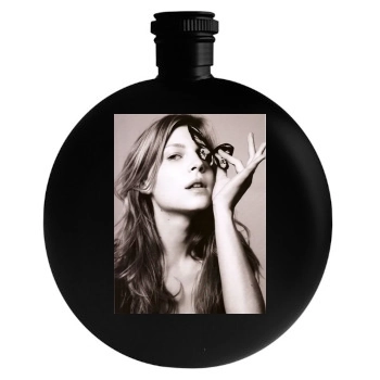 Clemence Poesy Round Flask