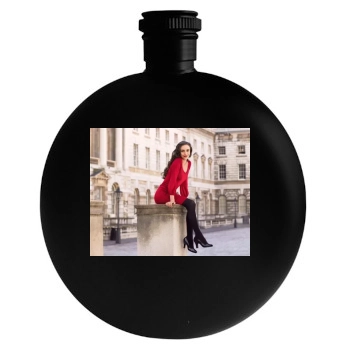 Elizabeth Jagger Round Flask