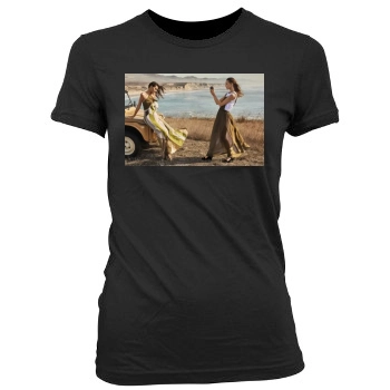 Emily Ratajkowski Women's Junior Cut Crewneck T-Shirt