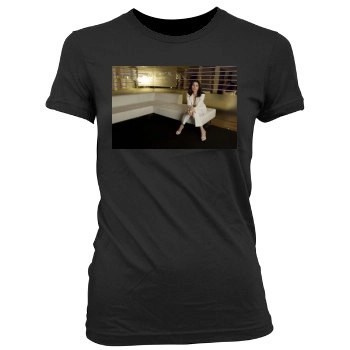 Julianna Margulies Women's Junior Cut Crewneck T-Shirt