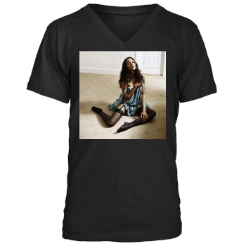 Zoe Saldana Men's V-Neck T-Shirt