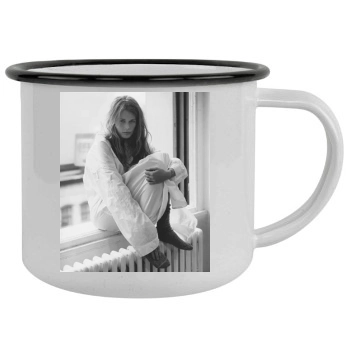 Claudia Schiffer Camping Mug