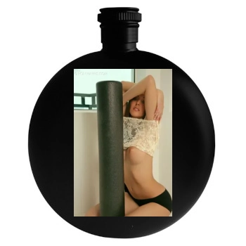 Erica Ellyson Round Flask