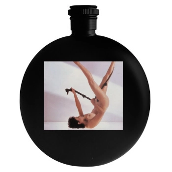 Roberta Vasquez Round Flask