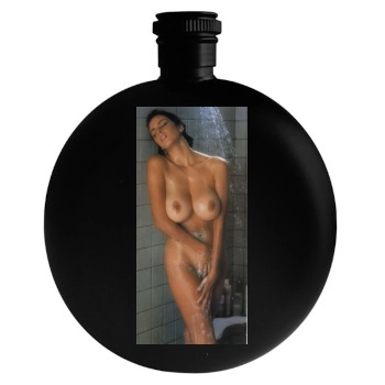 Roberta Vasquez Round Flask