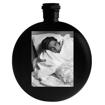 Benicio del Toro Round Flask