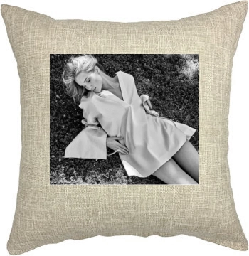 Rosie Huntington-Whiteley Pillow