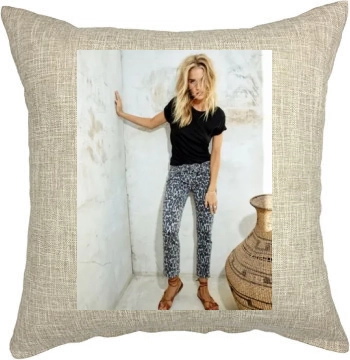 Rosie Huntington-Whiteley Pillow