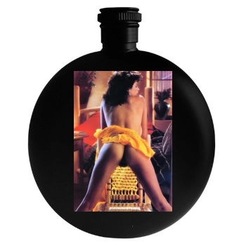 Roberta Vasquez Round Flask