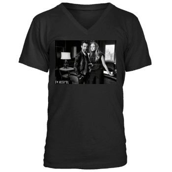 Sophie Turner Men's V-Neck T-Shirt