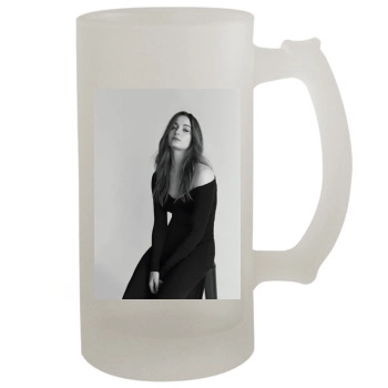 Sophie Turner 16oz Frosted Beer Stein