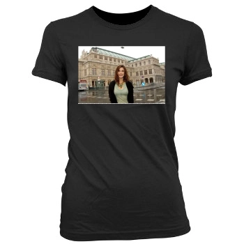 Teri Hatcher Women's Junior Cut Crewneck T-Shirt