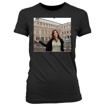 Teri Hatcher Women's Junior Cut Crewneck T-Shirt