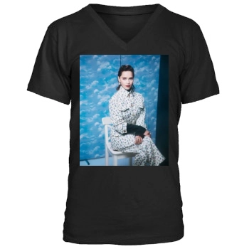 Emilia Clarke Men's V-Neck T-Shirt